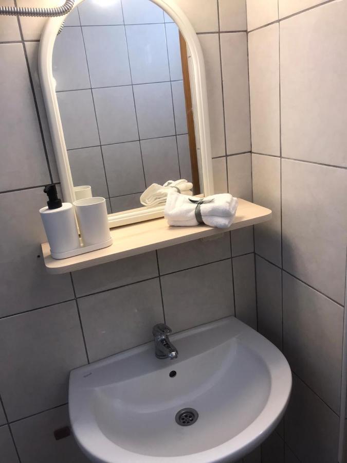 Cosy Rooftop Studio With Balcony Belgrad Exteriör bild